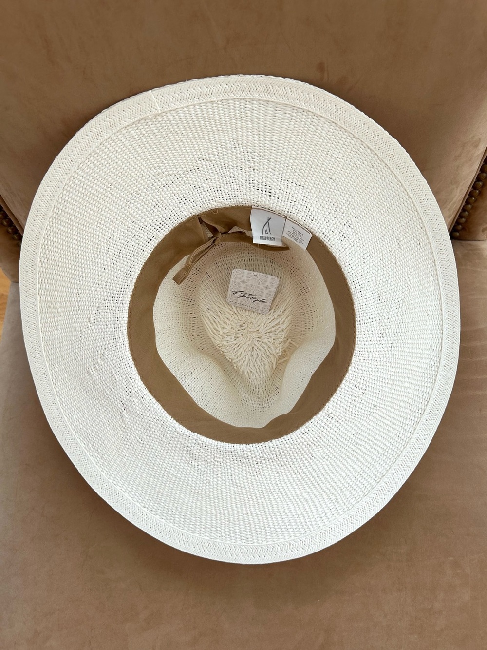 Free People Monte Carlo Wide Brim Beaded Hatband Ivory White Hat OS - Picture 6 of 9